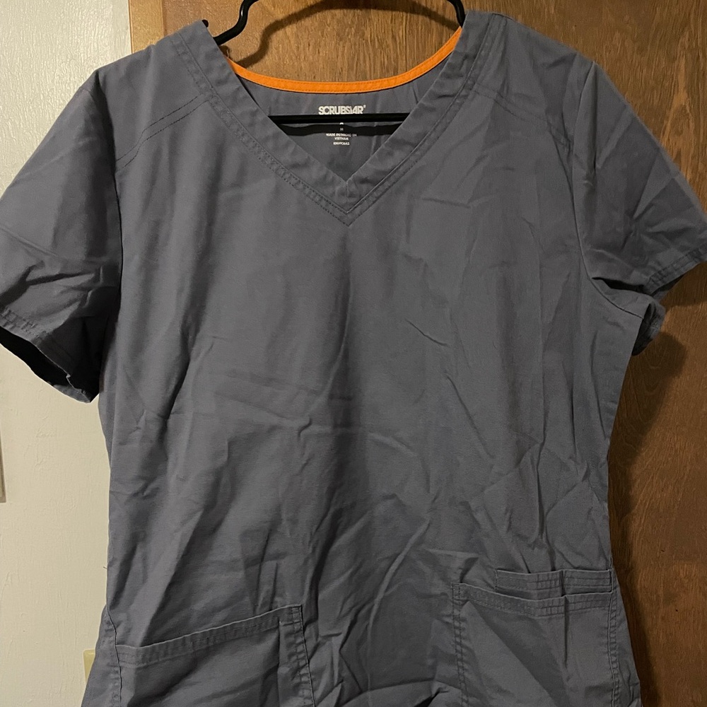 Scrubstar top